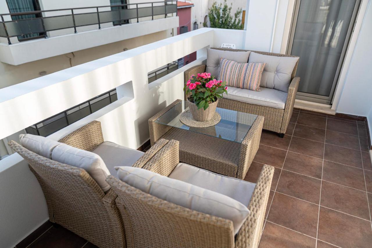 Luxury Town Center Suite, Β1 イラクリオン エクステリア 写真