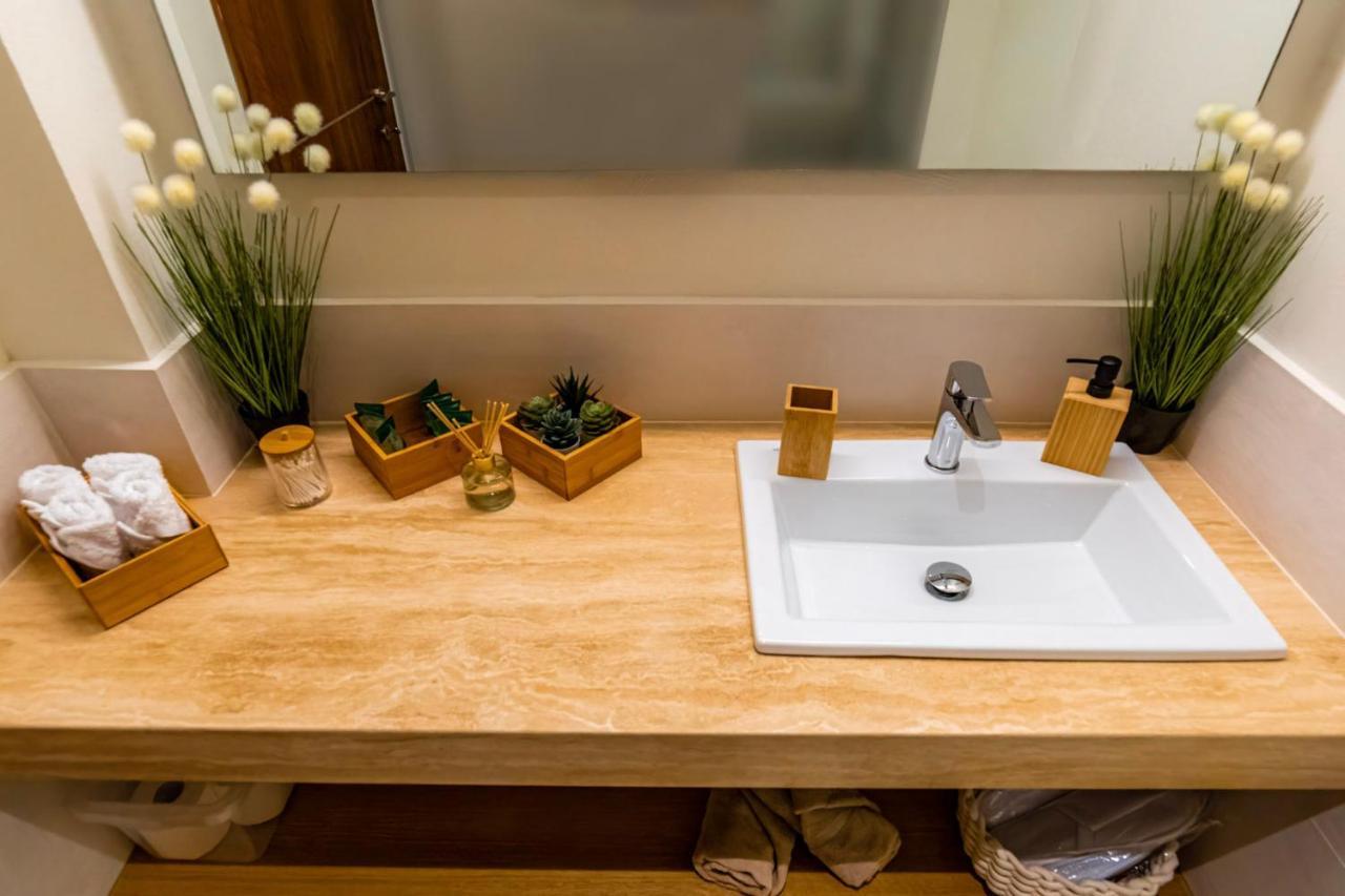 Luxury Town Center Suite, Β1 イラクリオン エクステリア 写真