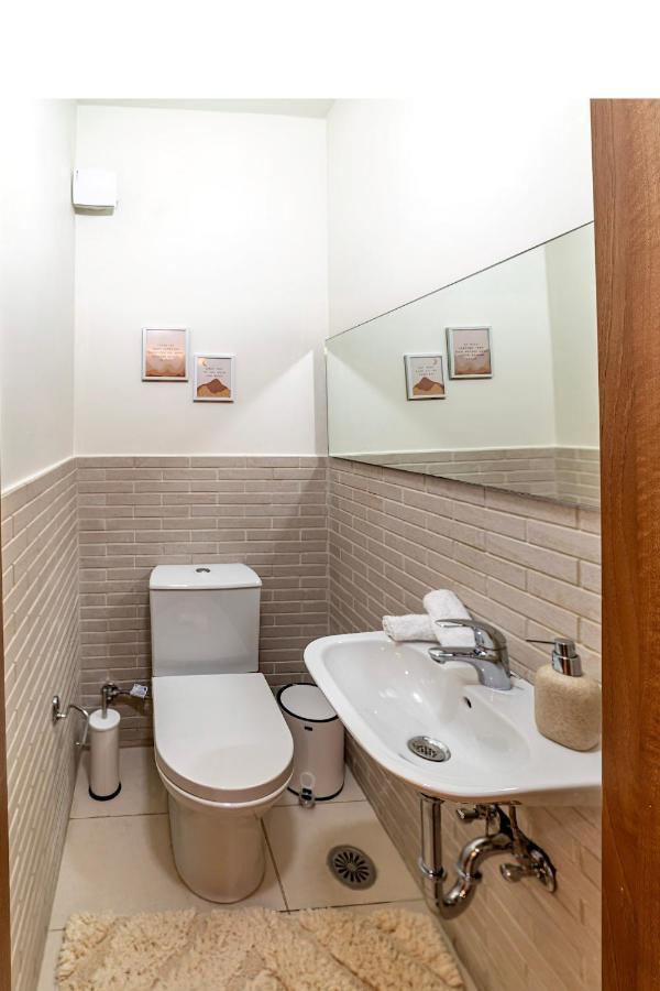 Luxury Town Center Suite, Β1 イラクリオン エクステリア 写真